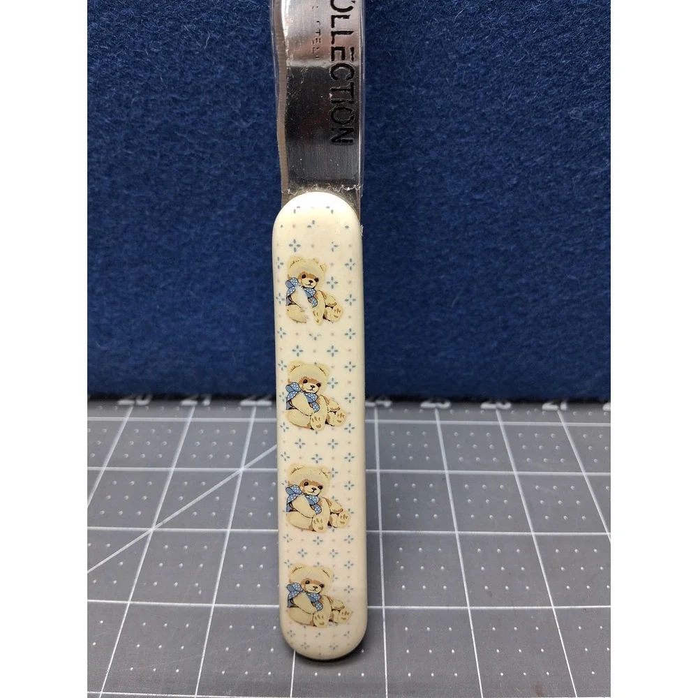 Chefs Collection Bread Knife Cream Teddy Bear Pattern Serrated Stainless Steel